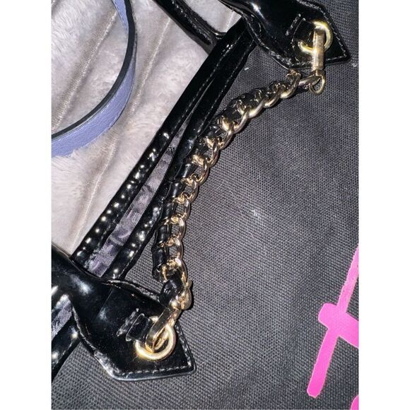 Draft Listing  - Picture 5 of 6